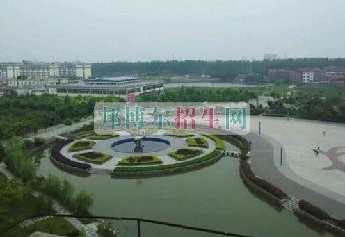湖北中醫(yī)藥高等?？茖W(xué)校