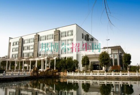 安徽中醫(yī)藥高等?？茖W(xué)校
