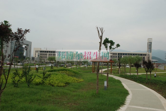 四川信息職業(yè)技術(shù)學院網(wǎng)站網(wǎng)址