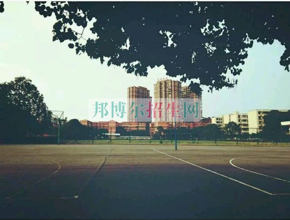 四川省信息通信學(xué)校2016年報名條件、招生對象