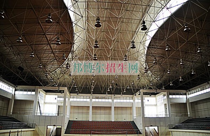 上完中?？梢陨洗髮? width=