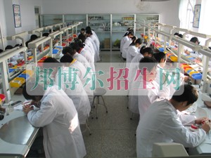 中?？谇会t(yī)學(xué)都學(xué)什么
