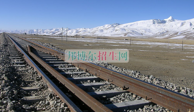 成都設有鐵道運輸?shù)墓k大專學校