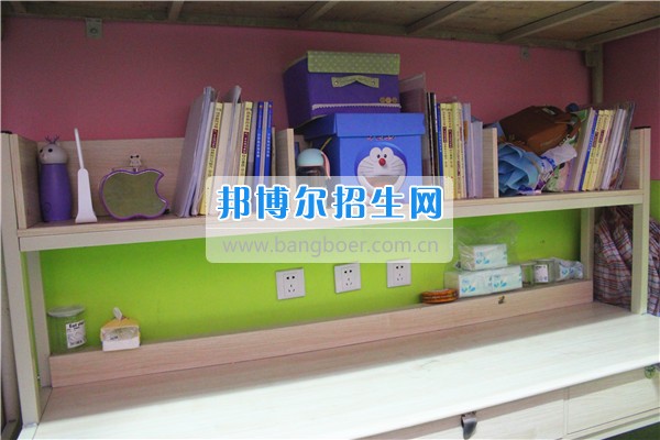 成都希望幼師學校是責任？更是一種愛！