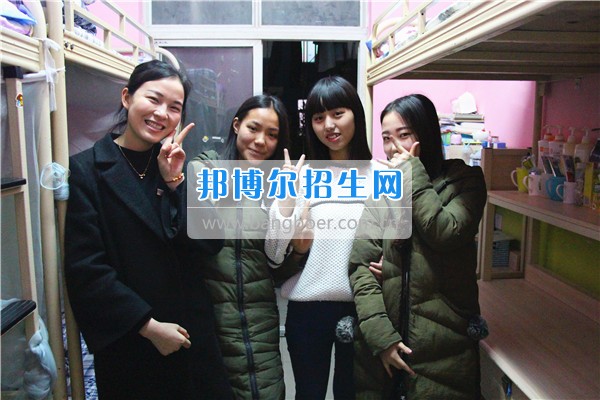 成都希望幼師學校是責任？更是一種愛！