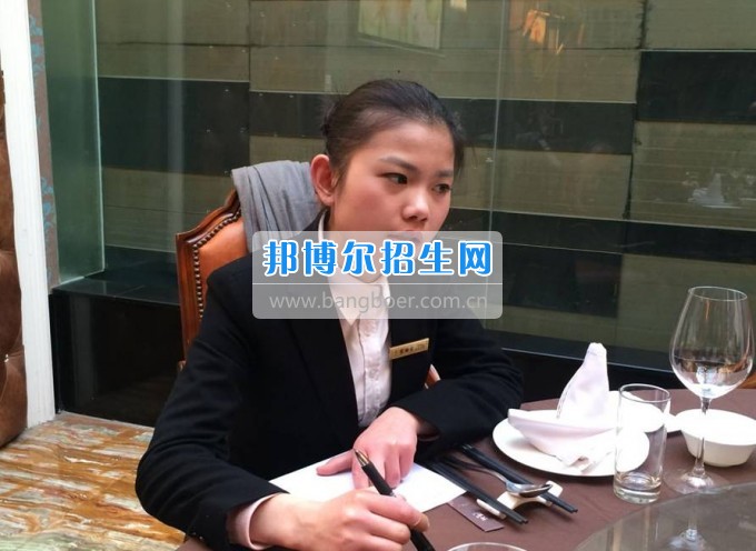 四川省江安縣職業(yè)技術(shù)學校領(lǐng)導到企業(yè)看望實習就業(yè)學生