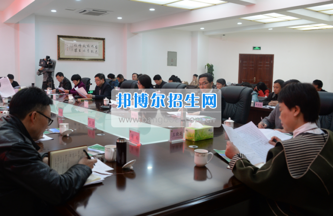 市委常委、宣傳部長潘梅到川南幼兒師范高等?？茖W(xué)校調(diào)研思想政治工作