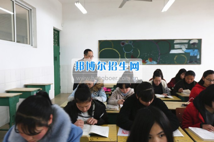 川北幼兒師范高等專(zhuān)科學(xué)校上好新學(xué)期第一課 嚴(yán)把課堂教學(xué)質(zhì)量關(guān)