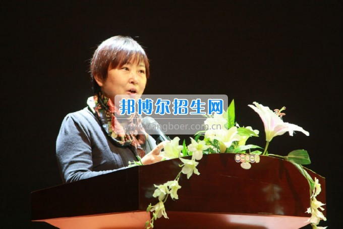 貴陽幼兒師范學(xué)校校本培訓(xùn)拉開新學(xué)期序幕，2017擼起袖子加油干！