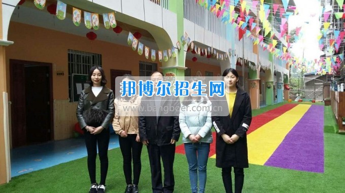 南充師范學(xué)校蔡禮儒校長赴高坪、嘉陵參加實習(xí)就業(yè)基地掛牌并看望實習(xí)生