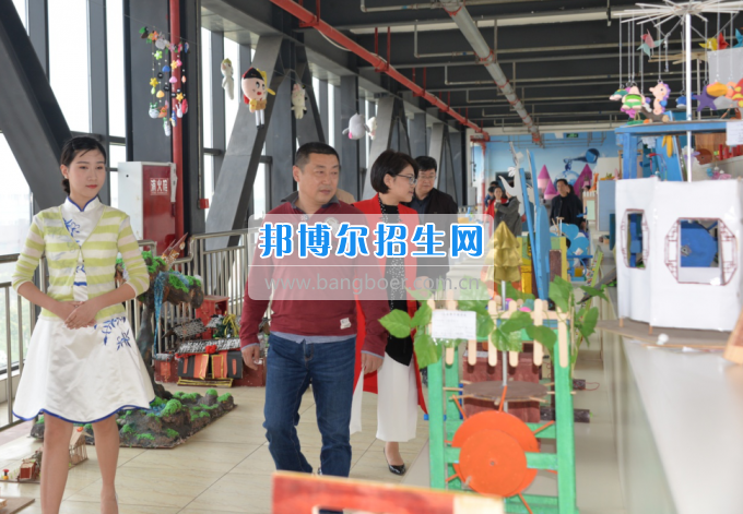 2017年西南科技大學(xué)黨委副書(shū)記張強(qiáng)一行到川南幼兒師范高等專(zhuān)科學(xué)?？疾? width=