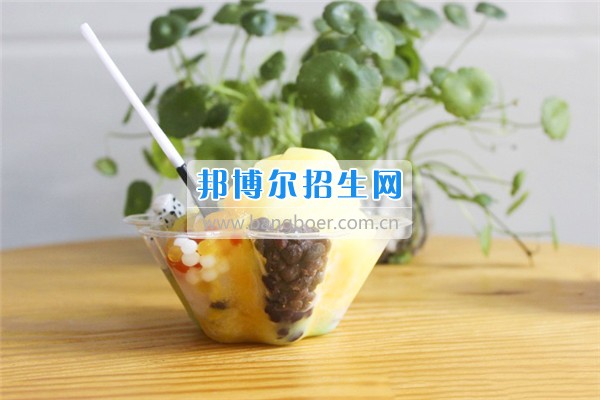 成都希望航空職業(yè)學(xué)校美味冷飲大曝光！據(jù)說，正數(shù)第三的是同學(xué)們最喜愛的冷飲！