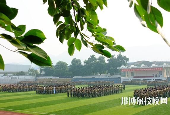 重慶農(nóng)業(yè)學(xué)校2020年報(bào)名條件、招生要求、招生對(duì)象
