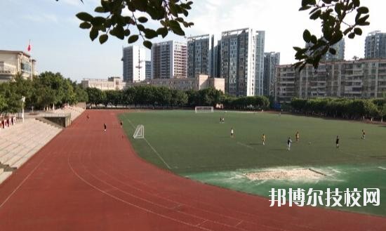 重慶渝北職業(yè)教育中心2020年報(bào)名條件、招生要求、招生對(duì)象