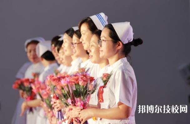溫州護(hù)士學(xué)校2020年學(xué)費(fèi)、收費(fèi)標(biāo)準(zhǔn)