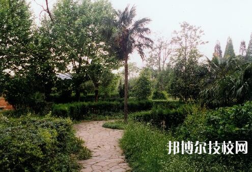 貴州林業(yè)學(xué)校2020年報(bào)名條件、招生要求、招生對(duì)象