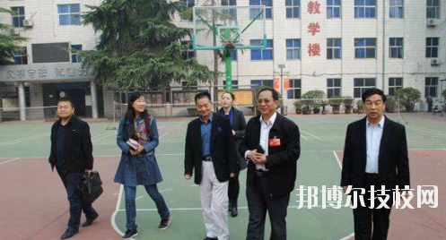 石家莊廣播電視中等專(zhuān)業(yè)學(xué)校2020年報(bào)名條件、招生要求、招生對(duì)象