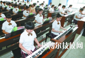 蘭州女子中等專業(yè)學校2020年學費、收費多少