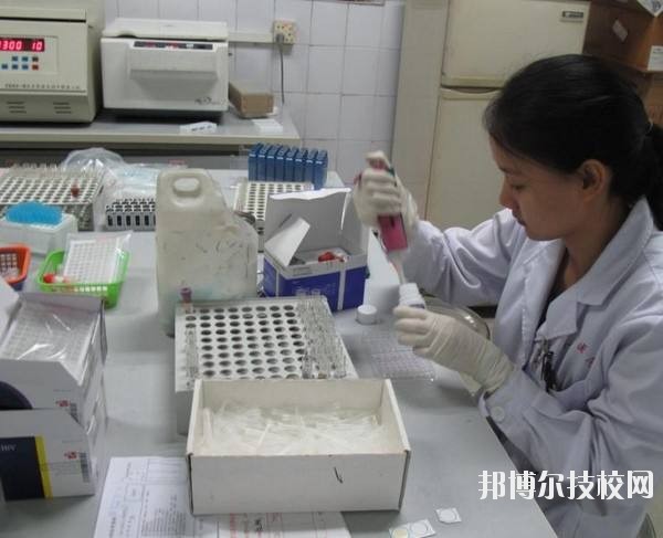 慈溪市衛(wèi)生進修學(xué)校2020年報名條件、招生要求、招生對象