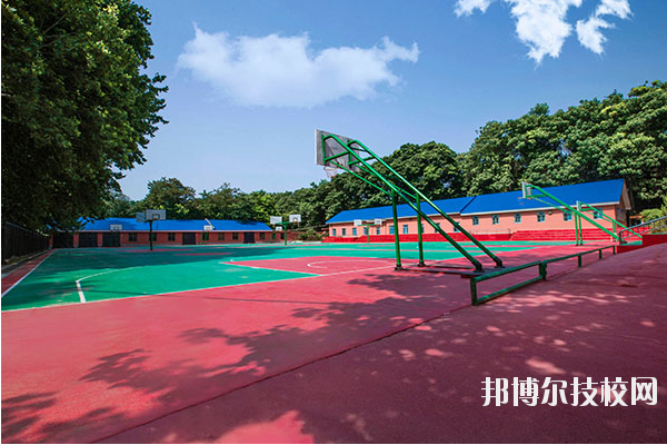 西安鐵道職業(yè)學(xué)校2020年報(bào)名條件、招生要求、招生對(duì)象