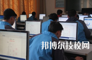 平涼理工中等專業(yè)學校2020年招生辦聯系電話