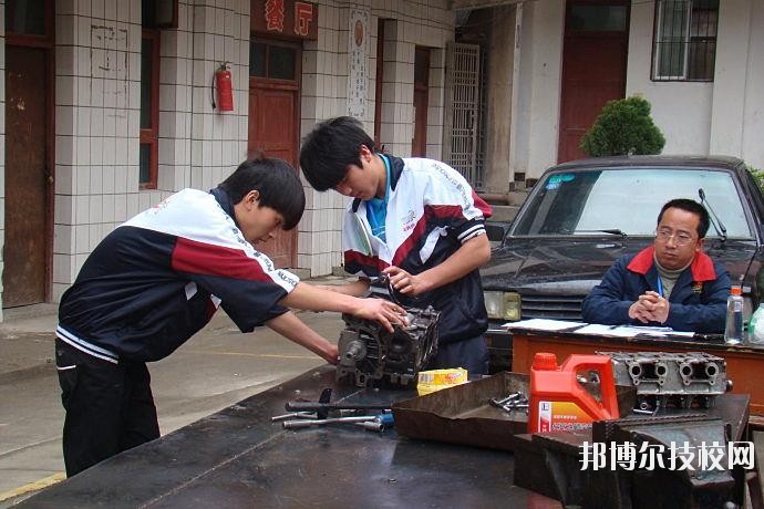 石阡中等職業(yè)學(xué)校怎么樣、好不好