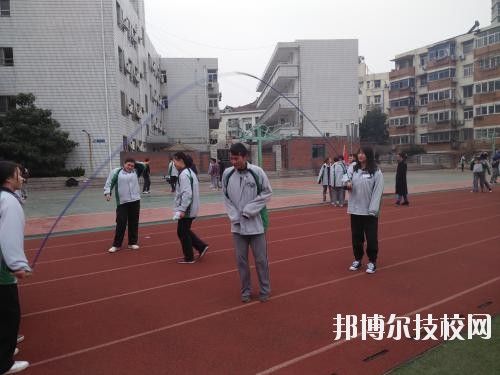 西安市商貿(mào)旅游成人中等專業(yè)學(xué)校2020年報(bào)名條件、招生要求、招生對(duì)象