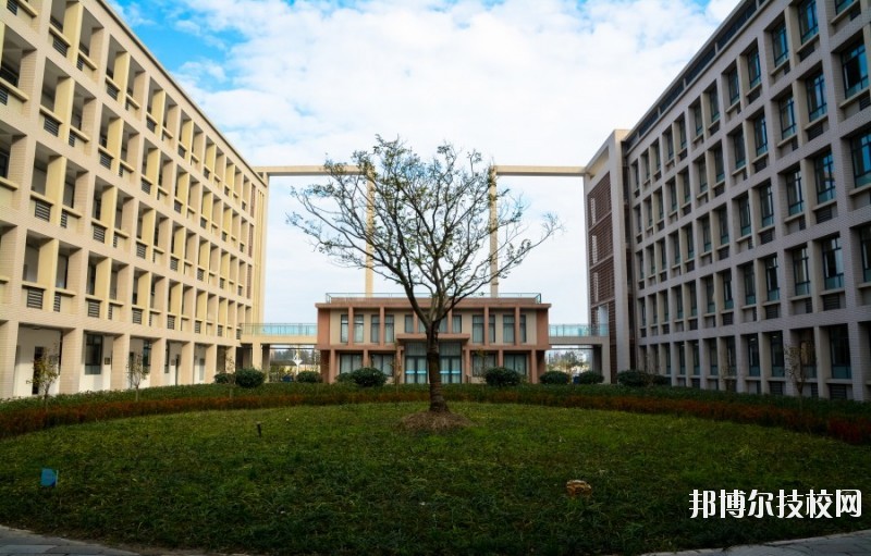 嘉善信息技術(shù)工程學(xué)校怎么樣、好不好