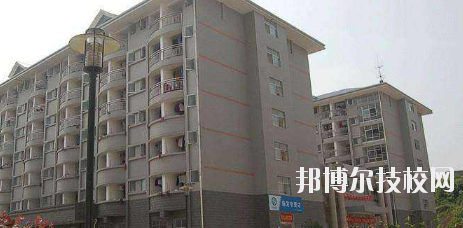 甘肅石化技師學(xué)院2020年學(xué)費(fèi)、收費(fèi)多少