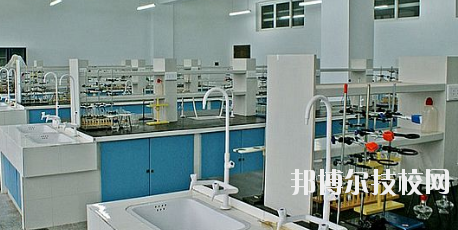甘肅石化技師學(xué)院2020年報(bào)名條件、招生要求、招生對(duì)象