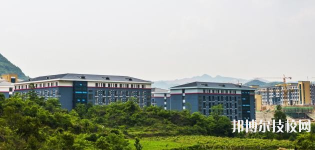 貴州經(jīng)貿(mào)職業(yè)學(xué)校2020年報(bào)名條件、招生要求、招生對象
