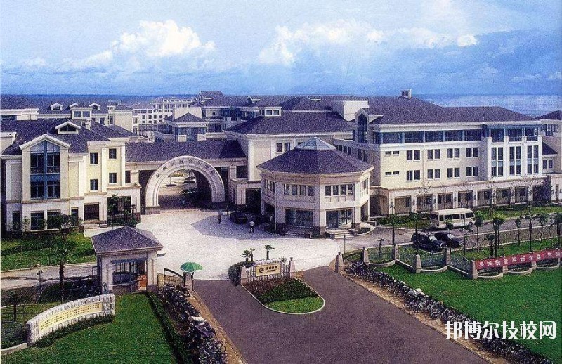 成都市育華職業(yè)學(xué)校2020年報名條件、招生要求、招生對象