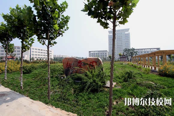 衡水科技工程學(xué)校2020年學(xué)費(fèi)、收費(fèi)多少
