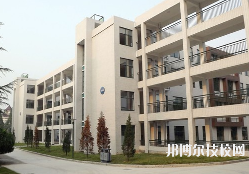 建德工業(yè)技術(shù)學(xué)校2020年報名條件、招生要求、招生對象