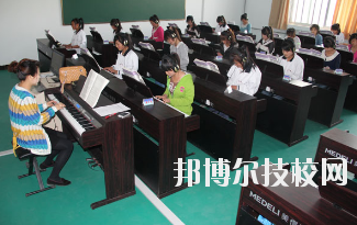 華亭職業(yè)教育中心怎么樣、好不好