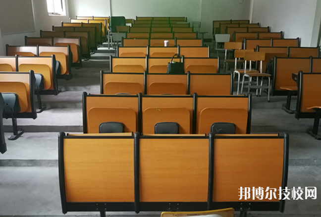 梅州梅鐵職業(yè)技術(shù)學(xué)校2020年報名條件、招生要求、招生對象