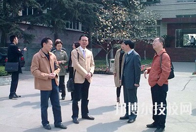 成都財(cái)政貿(mào)易學(xué)校2020年報(bào)名條件、招生要求、招生對(duì)象