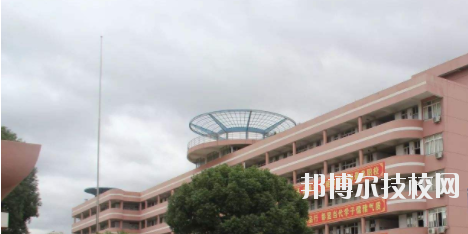 靈山第二職業(yè)技術(shù)學(xué)校2020年報(bào)名條件、招生要求、招生對象