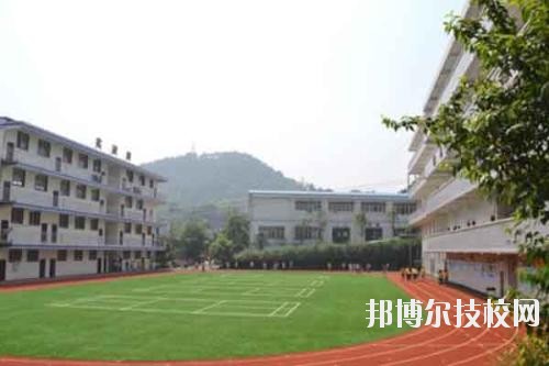 水城職業(yè)技術(shù)學(xué)校2020年報(bào)名條件、招生要求、招生對象