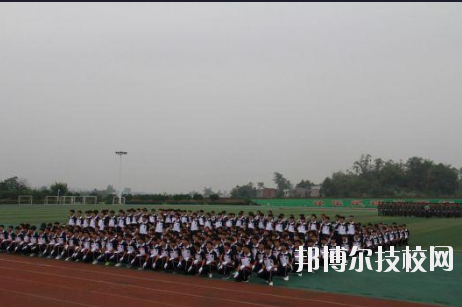 重慶梁平職業(yè)教育中心2020年報名條件、招生要求、招生對象