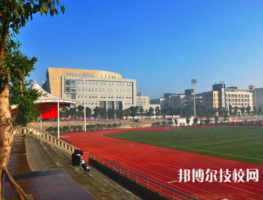 重慶渝中高級(jí)職業(yè)學(xué)校2020年報(bào)名條件、招生要求、招生對(duì)象