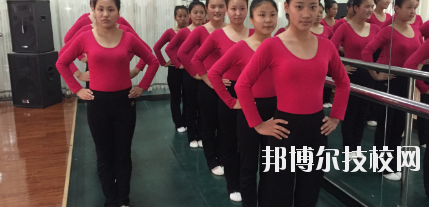 永靖縣職業(yè)技術(shù)學校2020年招生辦聯(lián)系電話