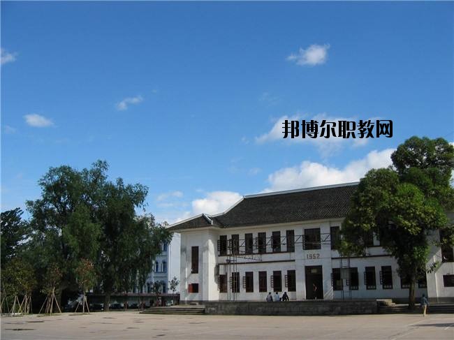 四川省儀隴縣柳埡職業(yè)中學(xué)2020年報(bào)名條件、招生要求、招生對(duì)象