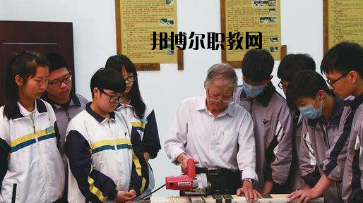 瑞安職業(yè)中等專業(yè)學(xué)校2020年報(bào)名條件、招生要求、招生對(duì)象