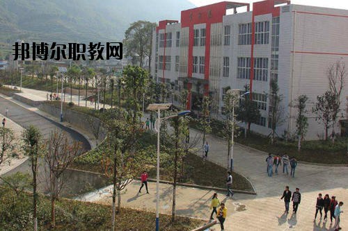 自貢市影視藝術(shù)學(xué)校2020年報(bào)名條件、招生要求、招生對象