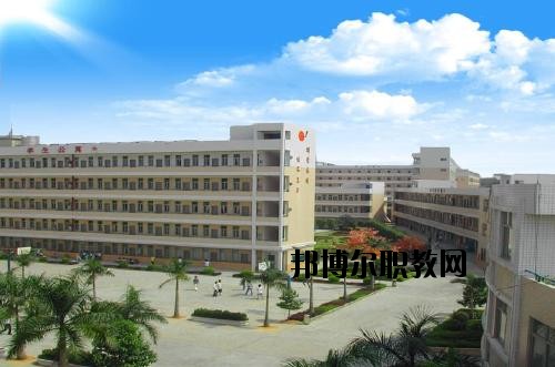 曲靖羅平職業(yè)技術(shù)學(xué)校2020年學(xué)費、收費多少