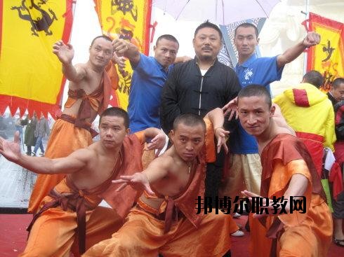 樂山大佛文武學(xué)校2020年報名條件、招生要求、招生對象