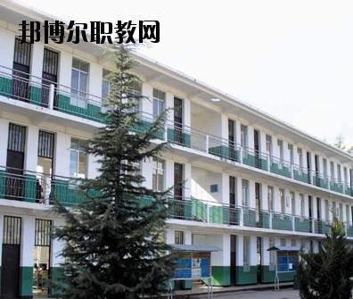 雙柏縣職業(yè)高級中學2020年報名條件、招生要求、招生對象