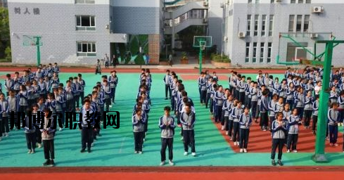 安吉職業(yè)技術學校2020年報名條件、招生要求、招生對象
