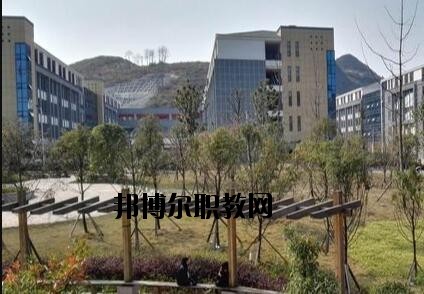 貴州農(nóng)業(yè)機(jī)電學(xué)校2020年報(bào)名條件、招生要求、招生對(duì)象